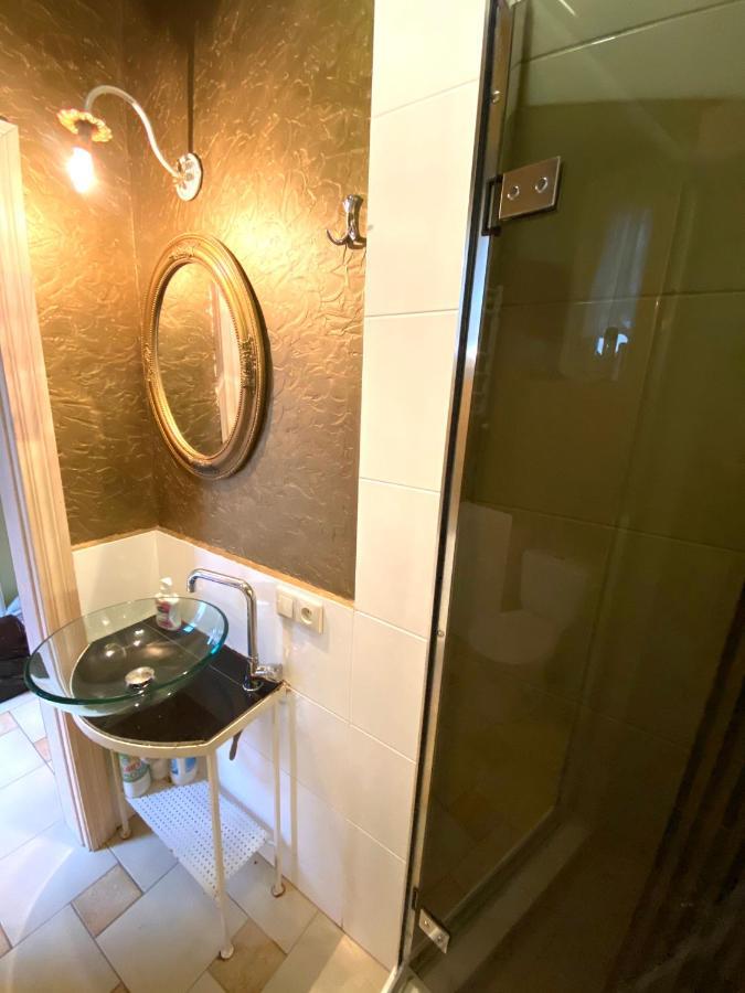 Квартира В Центрі На Вулиці Валова 21 Lviv Luaran gambar